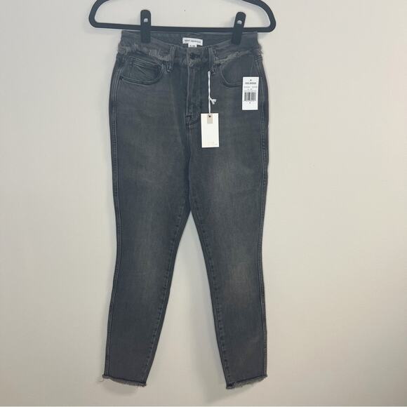 Good American Good Curve Skinny Crop Fringe Detail Size 2 / 26 - Picture 2 of 11